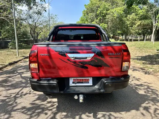 TOYOTA-HILUX-2.8 SR CHALLENGE 4X4 CD 16V DIESEL 4P AUTOMÁTICO TOYOTA-HILUX-2018