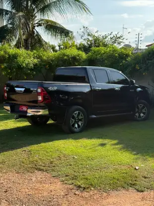 TOYOTA-HILUX-2018