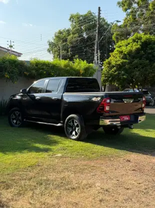 TOYOTA-HILUX-2.8 SRX 4X4 CD 16V DIESEL 4P AUTOMÁTICO TOYOTA-HILUX-2018