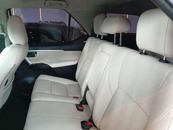 TOYOTA-HILUX-2.7 SR 4X2 CD 16V FLEX 4P AUTOMÁTICO TOYOTA-HILUX-2018