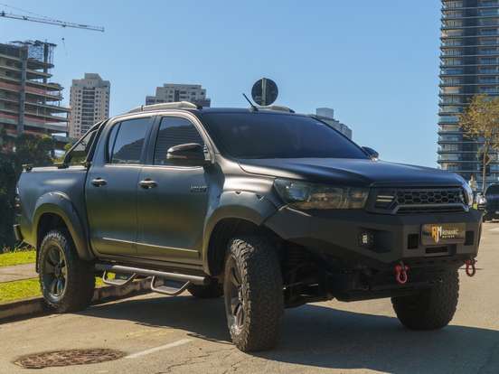 TOYOTA-HILUX-2.7 SR 4X2 CD 16V FLEX 4P AUTOMÁTICO TOYOTA-HILUX-2018