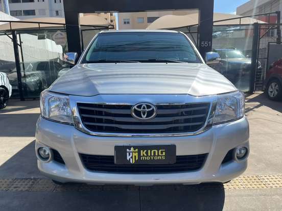 TOYOTA-HILUX-2.7 SRV 4X2 CD 16V FLEX 4P AUTOMÁTICO TOYOTA-HILUX-2015