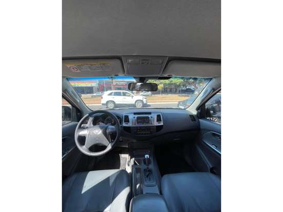 TOYOTA-HILUX-2.7 SRV 4X2 CD 16V FLEX 4P AUTOMÁTICO TOYOTA-HILUX-2015