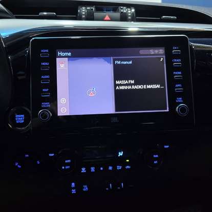TOYOTA-HILUX-2022