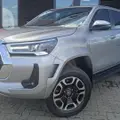 TOYOTA HILUX 2.8 D-4D TURBO DIESEL CD SRX 4X4 AUTOMÁTICO TOYOTA HILUX 2.8 D-4D TURBO DIESEL CD SRX 4X4 AUTOMÁTICO