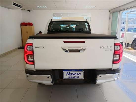 TOYOTA-HILUX-2.8 D-4D TURBO DIESEL CD SRX LIMITED 4X4 AUTOMÁTICO TOYOTA-HILUX-2022
