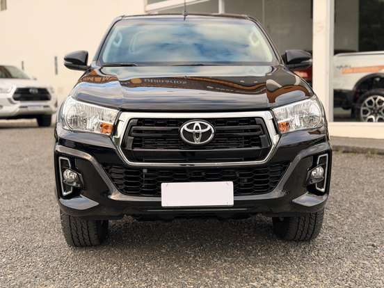 TOYOTA-HILUX-2020