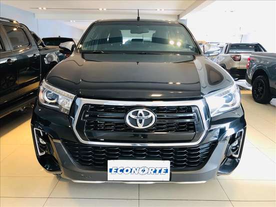 TOYOTA-HILUX-2020