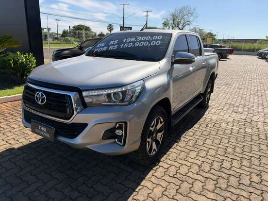 TOYOTA-HILUX-2019