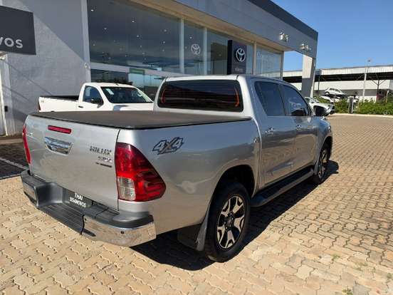 TOYOTA-HILUX-2.8 SRX 4X4 CD 16V DIESEL 4P AUTOMÁTICO TOYOTA-HILUX-2019
