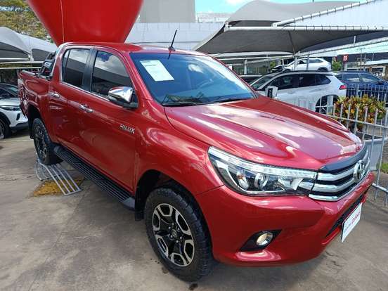 TOYOTA-HILUX-2016