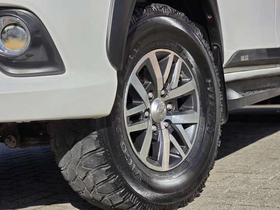 TOYOTA-HILUX-2.8 STD 4X4 CD 16V DIESEL 4P MANUAL TOYOTA-HILUX-2018