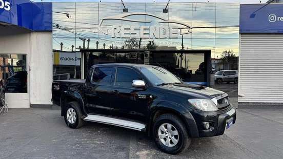 TOYOTA-HILUX-2010