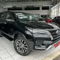 TOYOTA HILUX SW4 2.8 D-4D TURBO DIESEL SRX 7L 4X4 AUTOMÁTICO TOYOTA HILUX SW4 2.8 D-4D TURBO DIESEL SRX 7L 4X4 AUTOMÁTICO