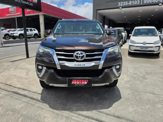 TOYOTA-HILUX SW4-2.8 SRX DIAMOND 4X4 7 LUGARES 16V TURBO INTERCOOLER DIESEL 4P AUTOMÁTICO TOYOTA-HILUX SW4-2020