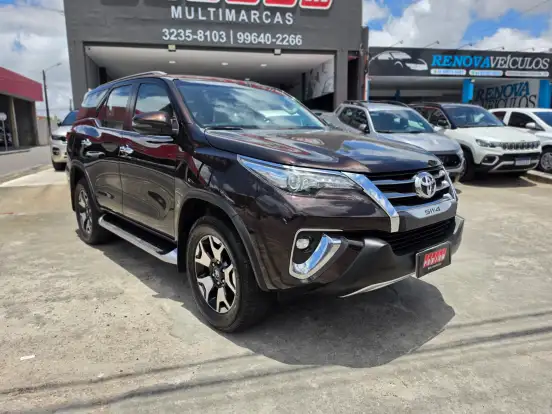 TOYOTA-HILUX SW4-2.8 SRX DIAMOND 4X4 7 LUGARES 16V TURBO INTERCOOLER DIESEL 4P AUTOMÁTICO TOYOTA-HILUX SW4-2020