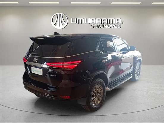 TOYOTA-HILUX SW4-2.8 D-4D TURBO DIESEL SRX 7L 4X4 AUTOMÁTICO TOYOTA-HILUX SW4-2022