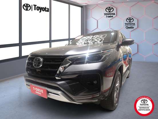 TOYOTA-HILUX SW4-2.8 D-4D TURBO DIESEL SRX 7L 4X4 AUTOMÁTICO TOYOTA-HILUX SW4-2021