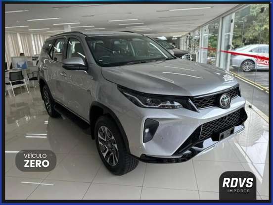TOYOTA-HILUX SW4-2.8 D-4D TURBO DIESEL SRX PLATINUM 7L 4X4 AUTOMÁTICO TOYOTA-HILUX SW4-2026