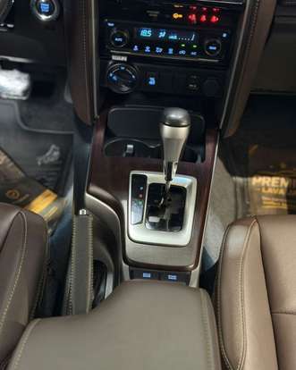 TOYOTA-HILUX SW4-2018