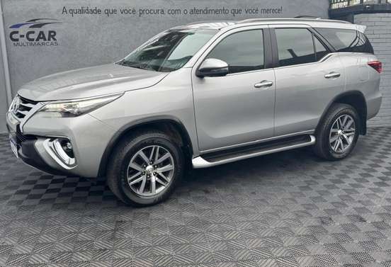 TOYOTA-HILUX SW4-2.8 SRX 4X4 16V TURBO INTERCOOLER DIESEL 4P AUTOMÁTICO TOYOTA-HILUX SW4-2018
