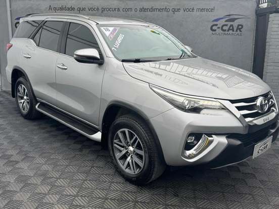 TOYOTA-HILUX SW4-2.8 SRX 4X4 16V TURBO INTERCOOLER DIESEL 4P AUTOMÁTICO TOYOTA-HILUX SW4-2018
