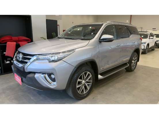 TOYOTA-HILUX SW4-2.8 SRX 4X4 16V TURBO INTERCOOLER DIESEL 4P AUTOMÁTICO TOYOTA-HILUX SW4-2018