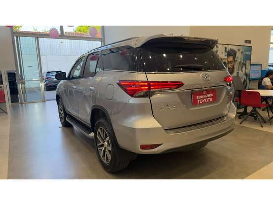 TOYOTA-HILUX SW4-2018