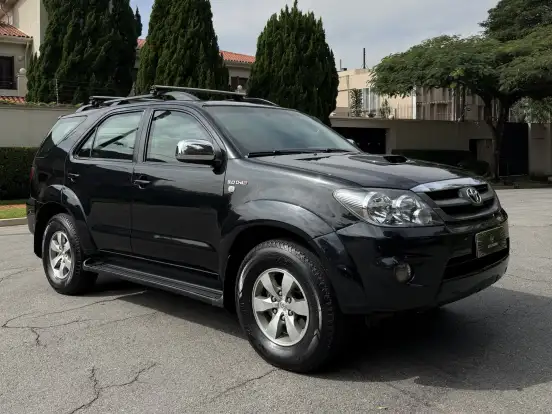TOYOTA-HILUX SW4-3.0 SRV 4X4 16V TURBO INTERCOOLER DIESEL 4P AUTOMÁTICO TOYOTA-HILUX SW4-2008
