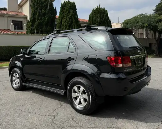 TOYOTA-HILUX SW4-2008
