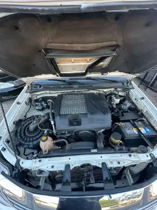 TOYOTA-HILUX SW4-2013