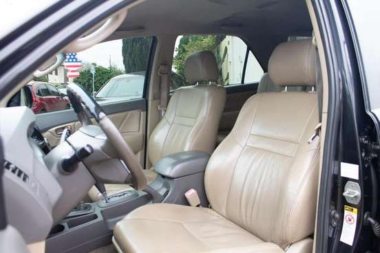 TOYOTA-HILUX SW4-2012