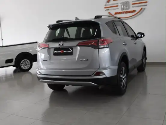 TOYOTA-RAV4-2.0 16V GASOLINA 4P AUTOMÁTICO TOYOTA-RAV4-2018