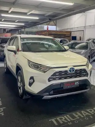 TOYOTA-RAV4-2020