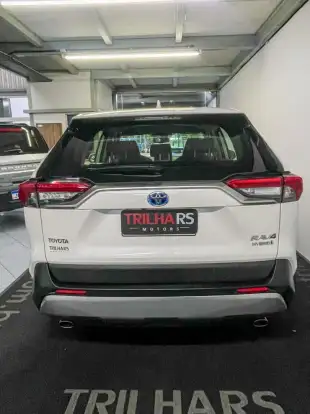 TOYOTA-RAV4-2020