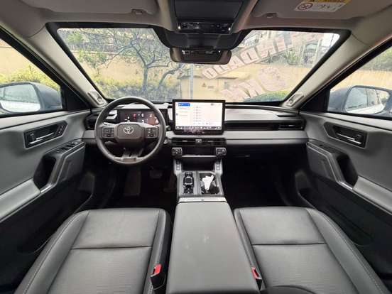 TOYOTA-RAV4-2026