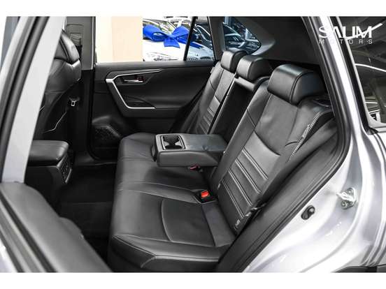TOYOTA-RAV4-2022