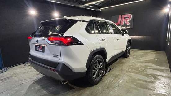 TOYOTA-RAV4-2022