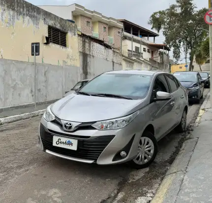 TOYOTA-YARIS-2020