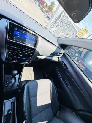 TOYOTA-YARIS-2023