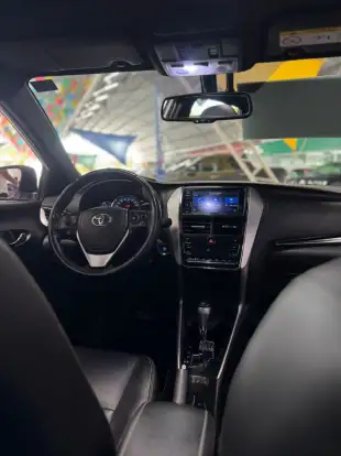 TOYOTA-YARIS-2018