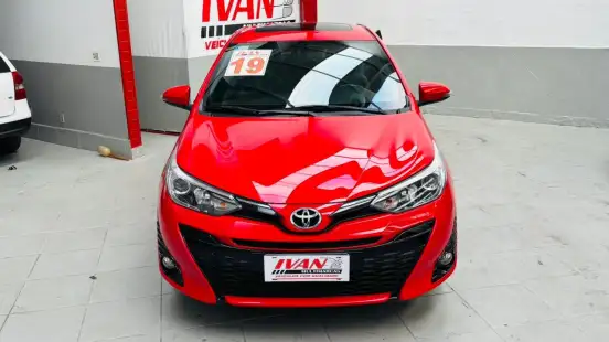 TOYOTA-YARIS-2018