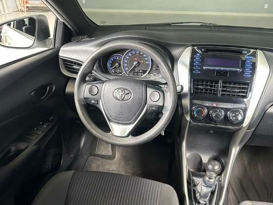 TOYOTA-YARIS-1.3 16V FLEX XL LIVE MANUAL TOYOTA-YARIS-2020