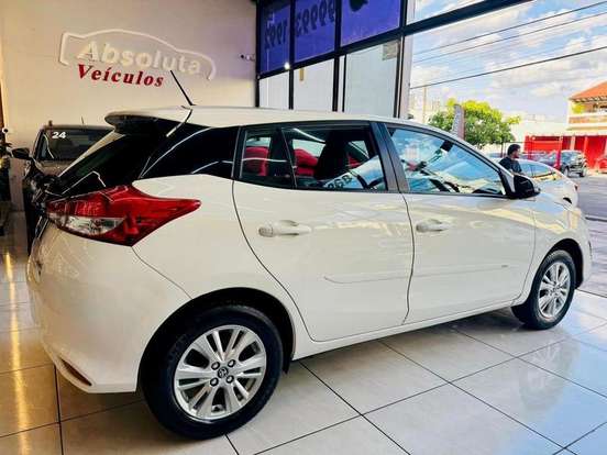 TOYOTA-YARIS-1.3 16V FLEX XL PLUS TECH MULTIDRIVE TOYOTA-YARIS-2018