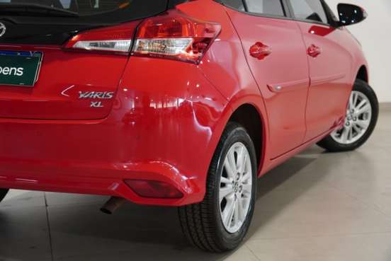 TOYOTA-YARIS-2018