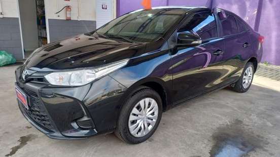 TOYOTA-YARIS-2024