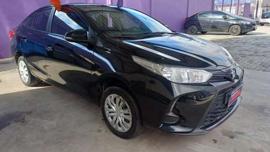 TOYOTA-YARIS-2024