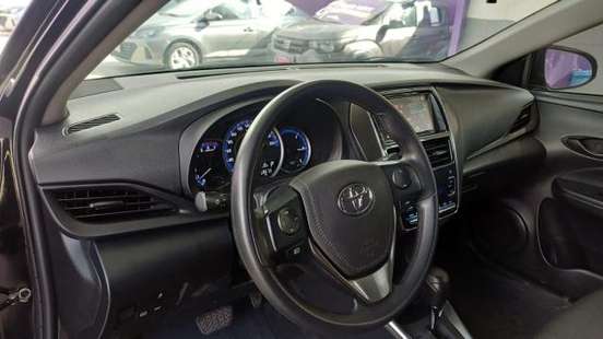 TOYOTA-YARIS-2024