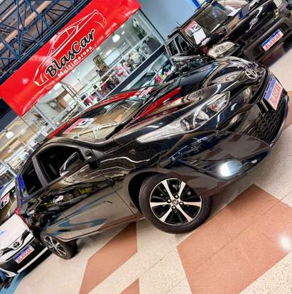 TOYOTA-YARIS-2018