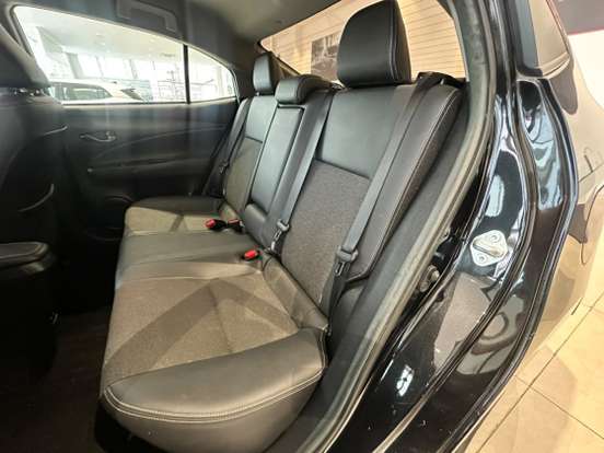 TOYOTA-YARIS-2022